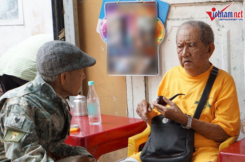 Ở tuổi 74, ông vẫn còn rất minh mẫn khi trò chuyện cùng mọi người. Nam diễn viên hay đùa vui và coi mình như mới 47 tuổi.