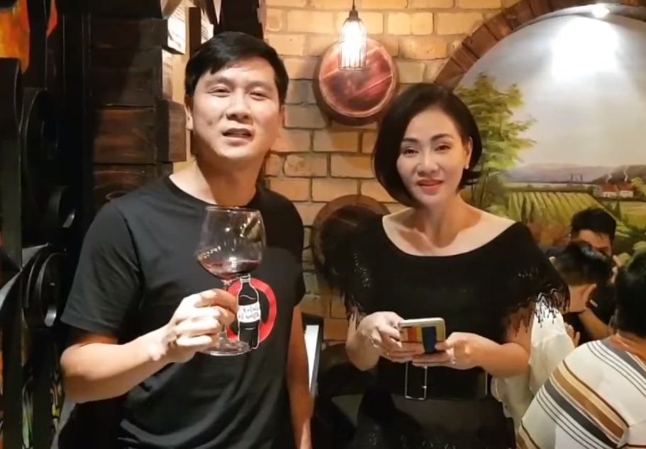 Thu Minh khen Dong Nhi - Ong Cao Thang 