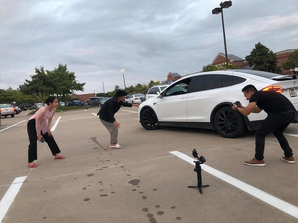 Con Truong Giang hanh dong cuc yeu khi thay ba qua dien thoai-Hinh-5