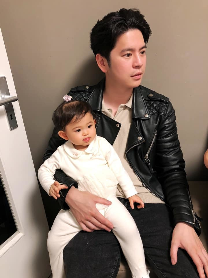 Sau khi kết hôn và sinh con, Nam Bùi dành nhiều thời gian để cùng vợ chăm sóc con gái. Trên trang cá nhân của Mai Hồ, không thiếu những hình ảnh của chồng bên cạnh bé Mai Vi. Có lần, nữ diễn viên đùa rằng cô muốn bỏ về Việt Nam vì chồng với con gái "như hình với bóng".