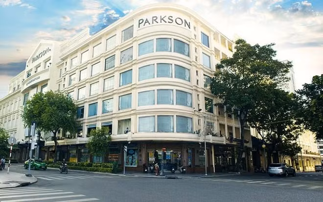 Truoc Parkson, nhung “ong lon” ban le nao roi Viet Nam?