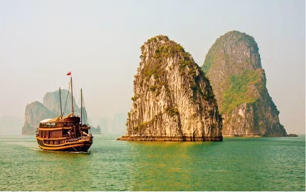 Vinh Ha Long duoc binh chon top 10 dia diem dep nhat the gioi-Hinh-4