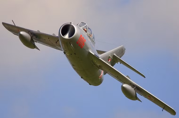 MiG-15UTI là biến thể dùng cho huấn luyện chiến đấu và tham gia chiến đấu của mẫu máy bay tiêm kích đánh chặn huyền thoại MiG-15 do Liên Xô phát triển. Đây là mẫu tiêm kích phản lực thành công nhất trước khi MiG-21 xuất hiện và tham chiến.