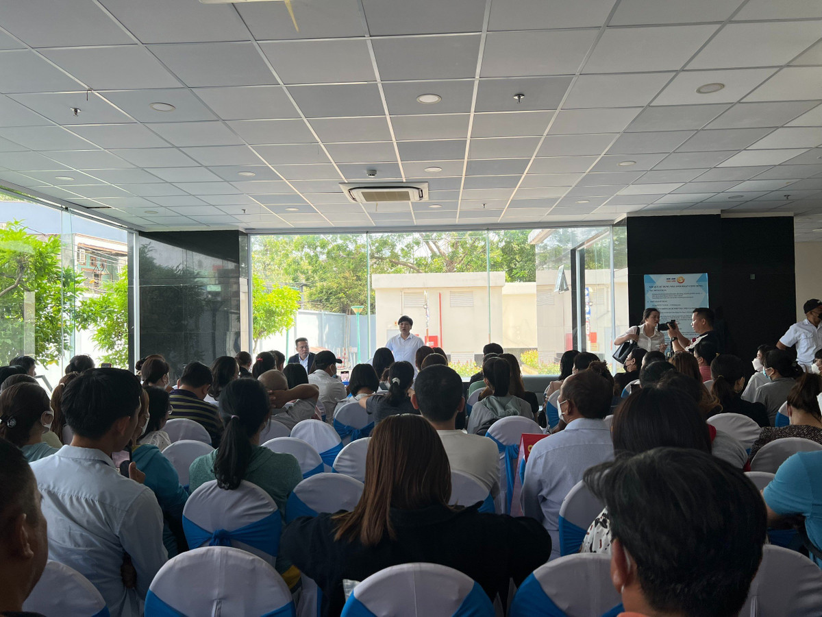 Shark Thủy và BLĐ Apax Leaders đối thoại với phụ huynh ở TP HCM - Hình 3 Shark Thuy va BLD Apax Leaders doi thoai voi phu huynh o TP HCM-Hinh-3