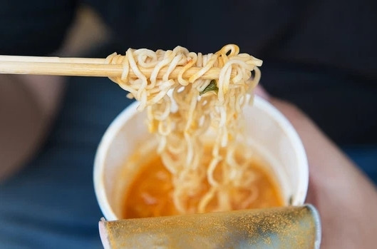 Nho nguyen tac nay, an mi goi khong so noi mun