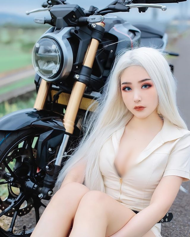 Họ cho rằng Tôn Tề hợp với những thứ gợi cảm phá cách, không phải phong cách lố bịch, hở hang quá đà.