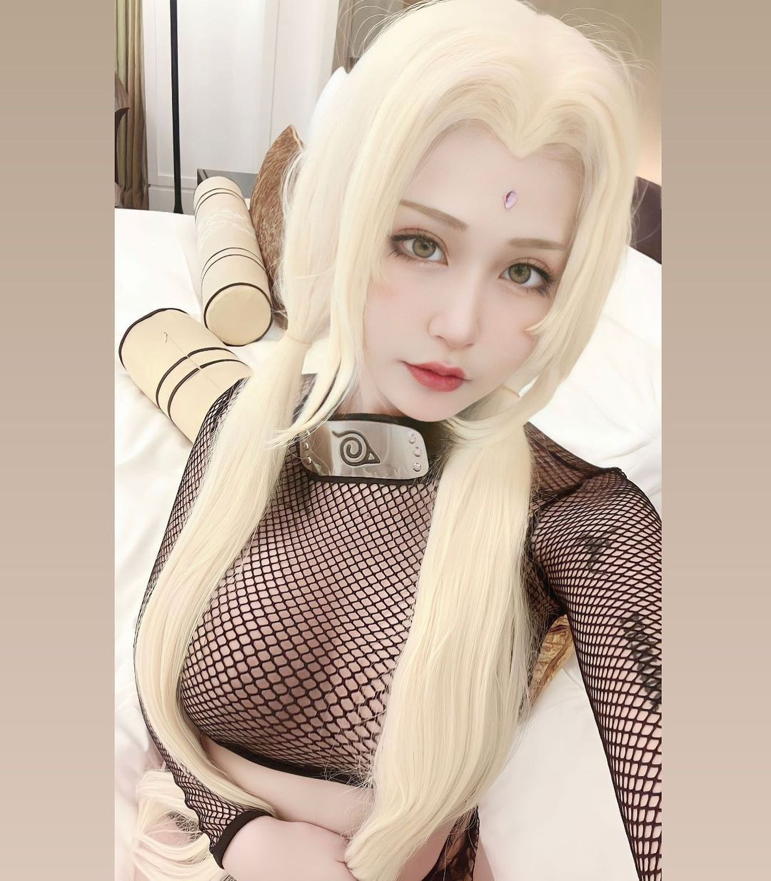 Những màn cosplay của cô nàng luôn nhận được sự ủng hộ nhiệt tình của người hâm mộ. Đa số mọi người đều cho rằng cô nàng nên phát triển hình ảnh theo hướng gợi cảm mà không phản cảm.