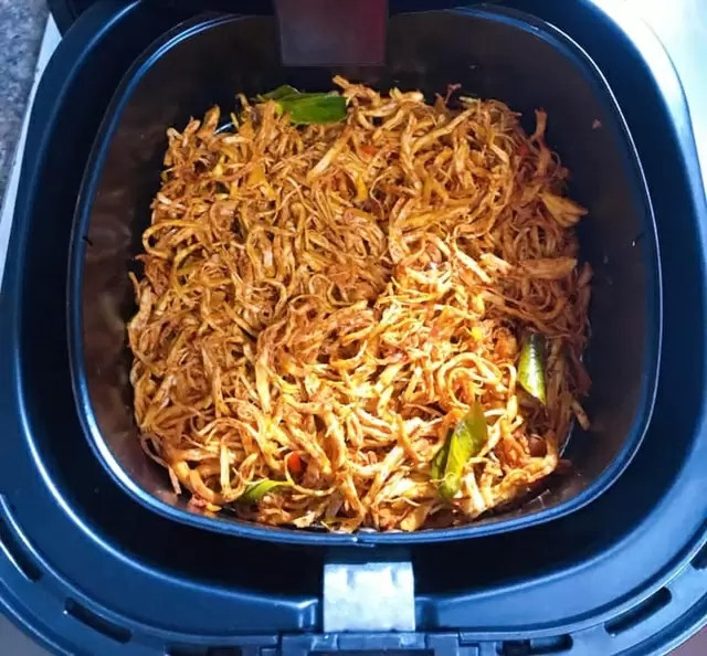 Tet thua nhieu thit lon, lam ngay mon heo kho chay toi nham nhi-Hinh-4