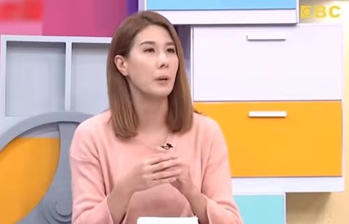 Con gai 1,5 tuoi co kinh nguyet vi me lam dieu nay