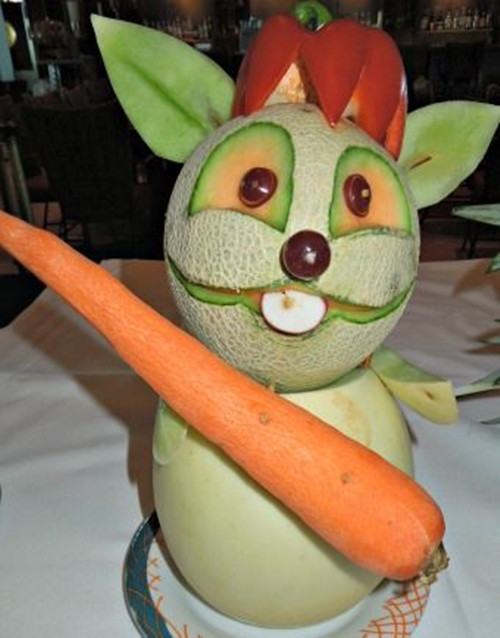 Màn hoá mèo từ dưa gang, cà rốt nhận được nhiều lời khen ngợi nhờ sự sáng tạo.