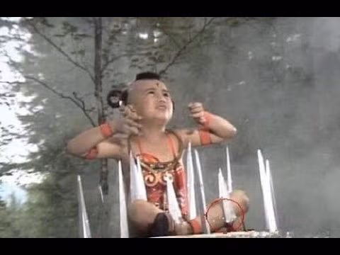 Cuối cùng Hồng Hài Nhi được Quan Âm Bồ Tát thu phục và trở thành Thiện Tài đồng tử.