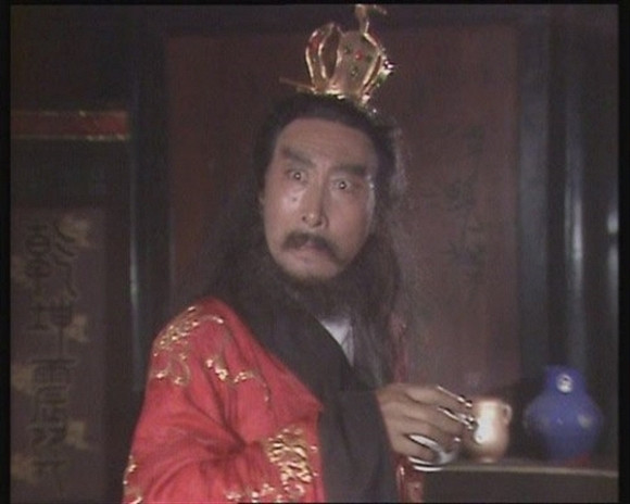 6. Bách Nhãn Ma Quân (nạn thứ 60: Bị đạo sĩ Ngô Công thuốc): Tên này nguyên là sư huynh của 7 con yêu nhền nhện, giả làm đạo sĩ ở Hoàng Hoa quán, dùng trà táo đỏ để hạ độc thầy trò Đường tăng.