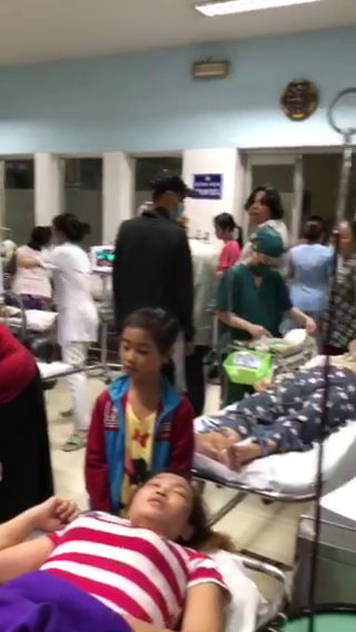 Cong nhan Cong ty Bodynit Tien Giang nhap vien nghi ngoc doc-Hinh-2