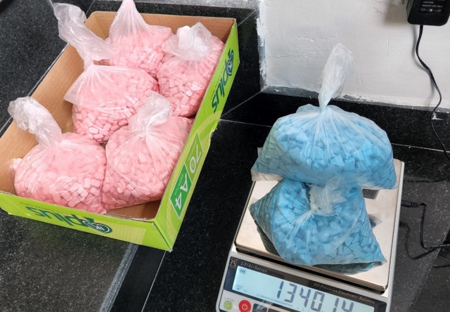 Những vụ việc điển hình trên cho thấy, tình trạng tội phạm ma túy diễn ra rất phức tạp, khó lường, đặc biệt khi các đối tượng lợi dụng đưa ma túy vào các hàng hóa ký gửi, chuyển phát nhanh, được giấu lẫn trong những hộp sữa, thực phẩm chức năng để tuồn về Việt Nam qua đường hàng không. 