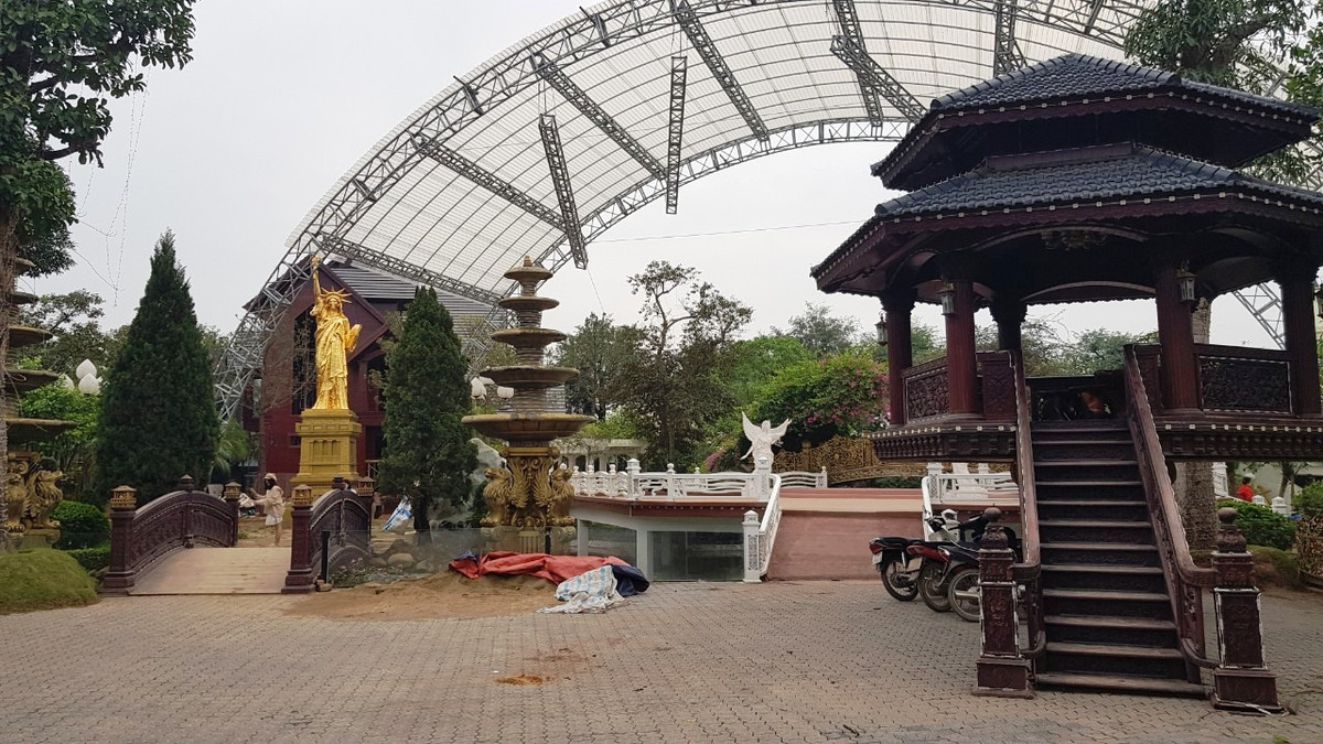 UBND huyện Tứ Kỳ yêu cầu khẩn trương lập hồ sơ phục vụ việc quản lý, xử lý vi phạm, đặc biệt kiên quyết ngăn chặn không để phát sinh vi phạm mới.