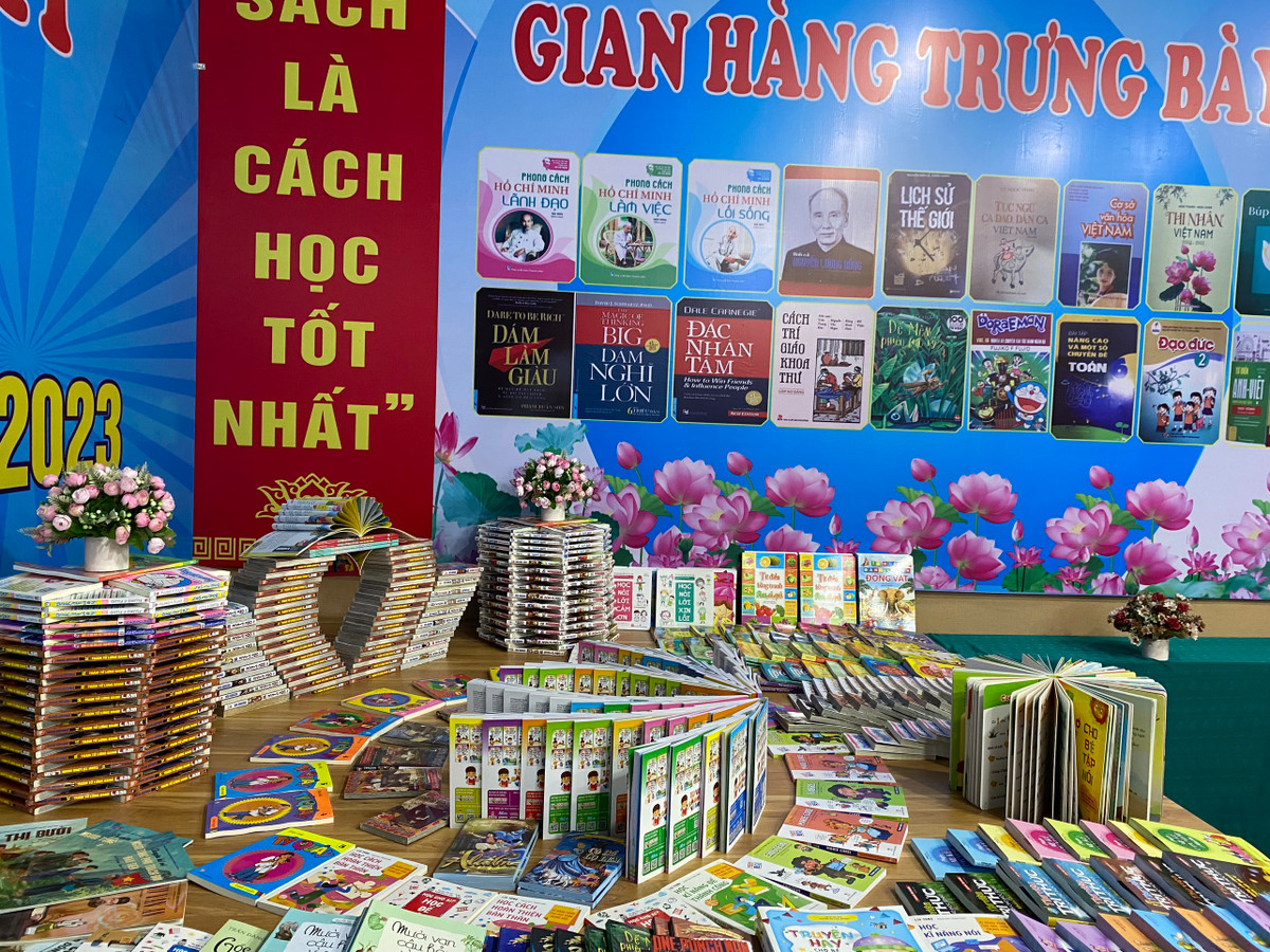 Hai Duong: Nhieu hoat dong hap dan tai Ngay sach va Van hoa doc Viet Nam-Hinh-2