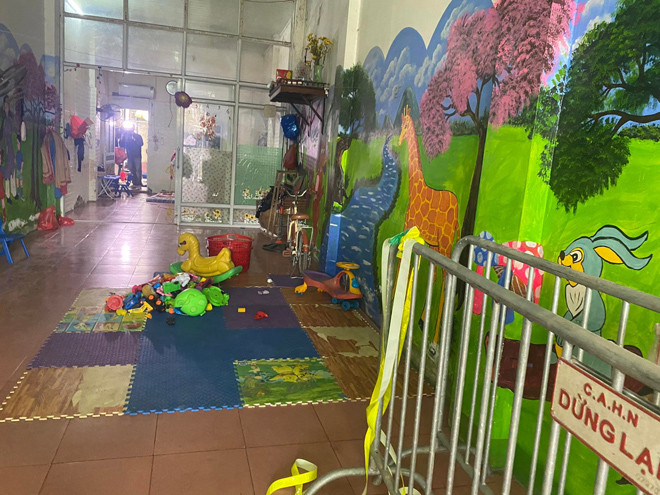 Bé 17 tháng tuổi bị hai “ác mẫu” bạo hành tử vong: Nguồn cơn tội ác? - Hình 2 Be 17 thang tuoi bi hai “ac mau” bao hanh tu vong: Nguon con toi ac?-Hinh-2