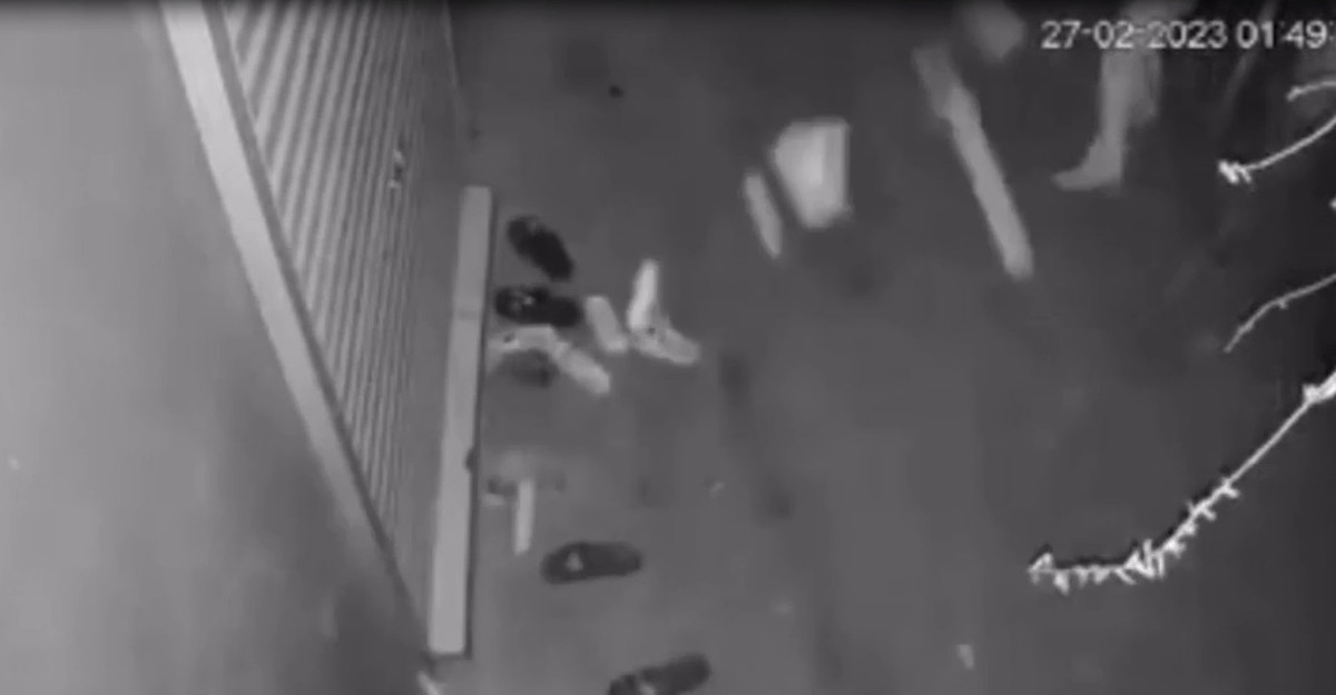 No sung ban vao nha dan o Hai Duong: Dau hieu vi pham nhieu toi danh?-Hinh-2