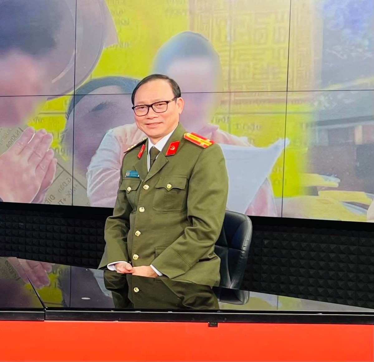 Lua “chuyen tien con cap cuu”: Nguyen nhan lo lot thong tin hoc sinh?-Hinh-2