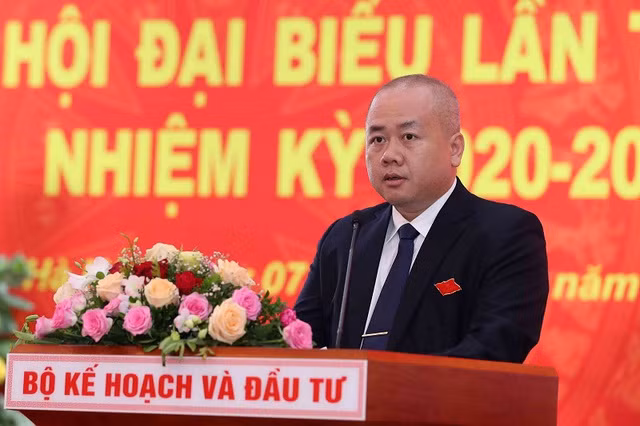 Tháng 10/2018, Bộ trưởng Bộ Kế hoạch và Đầu tư đã trao quyết định điều động, bổ nhiệm ông Đỗ Thành Trung, Trưởng phòng Tổng hợp Vụ Kinh tế địa phương và lãnh thổ giữ chức vụ Phó Vụ trưởng Vụ Tổng hợp kinh tế quốc dân. 