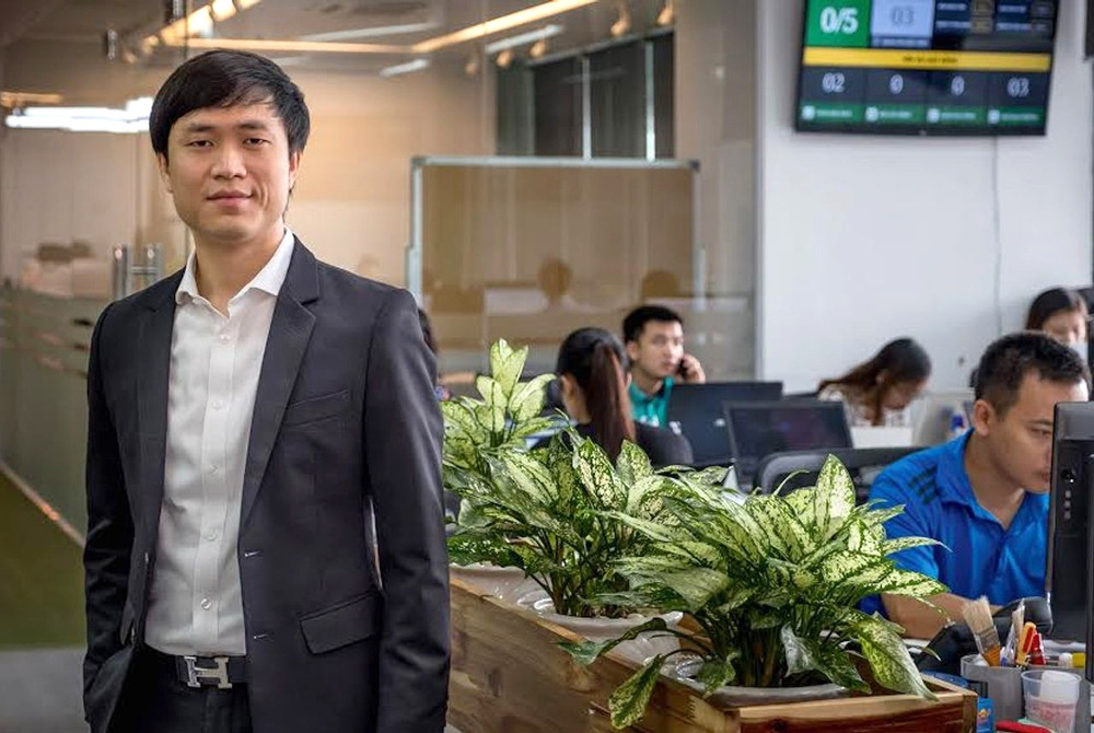 Bản công bố thông tin về cơ hội đầu tư trái phiếu doanh nghiệp F88 năm 2020 tiết lộ thêm về cơ cấu sở hữu của doanh nghiệp này. Cụ thể, ông Phùng Anh Tuấn nắm giữ 20% cổ phần. Quỹ đầu tư Mekong Capital nắm 41,8%. Quỹ Granite Oak giữ 12,9%. Mới đây, F88 vừa gọi vốn thành công 50 triệu USD từ 2 quỹ ngoại. Điều này khả năng sẽ làm thay đổi cơ cấu cổ đông của công ty. Ngoài ông Tuấn, hội đồng quản trị của F88 còn 6 người khác.