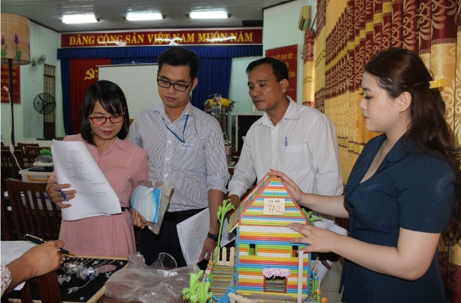 Phat huy suc sang tao cua doi ngu tri thuc khoa hoc va cong nghe