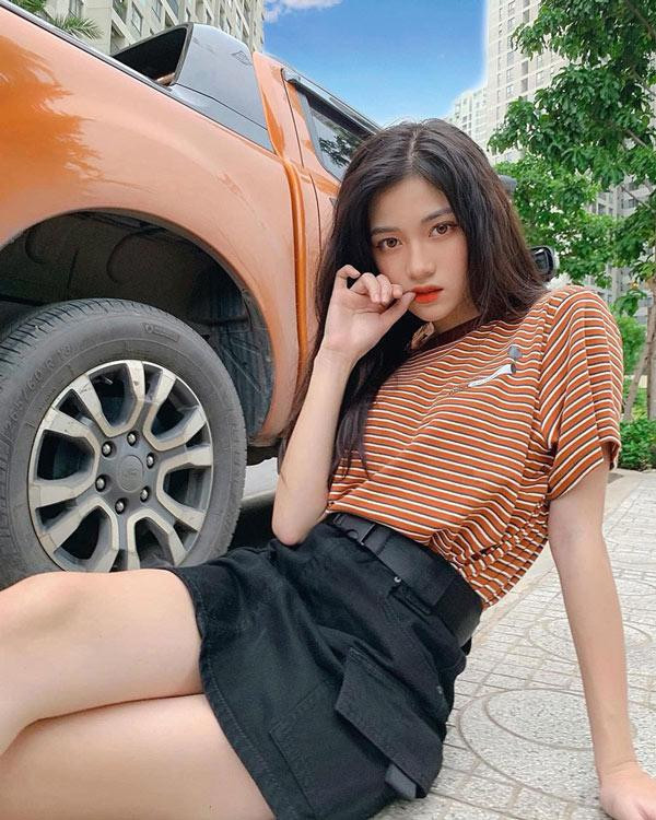 Phong cách thời trang của Trần Đoàn Bảo Ngọc được rất nhiều bạn trẻ yêu thích và khen ngợi.