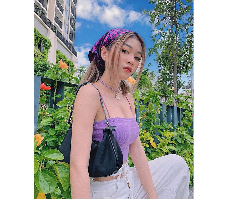 Gương mặt sáng cùng guu thời trang cá tính mang phong cách Hàn Quốc chính là một trong những lợi thế giúp Bảo Ngọc gây chú ý với mọi người.