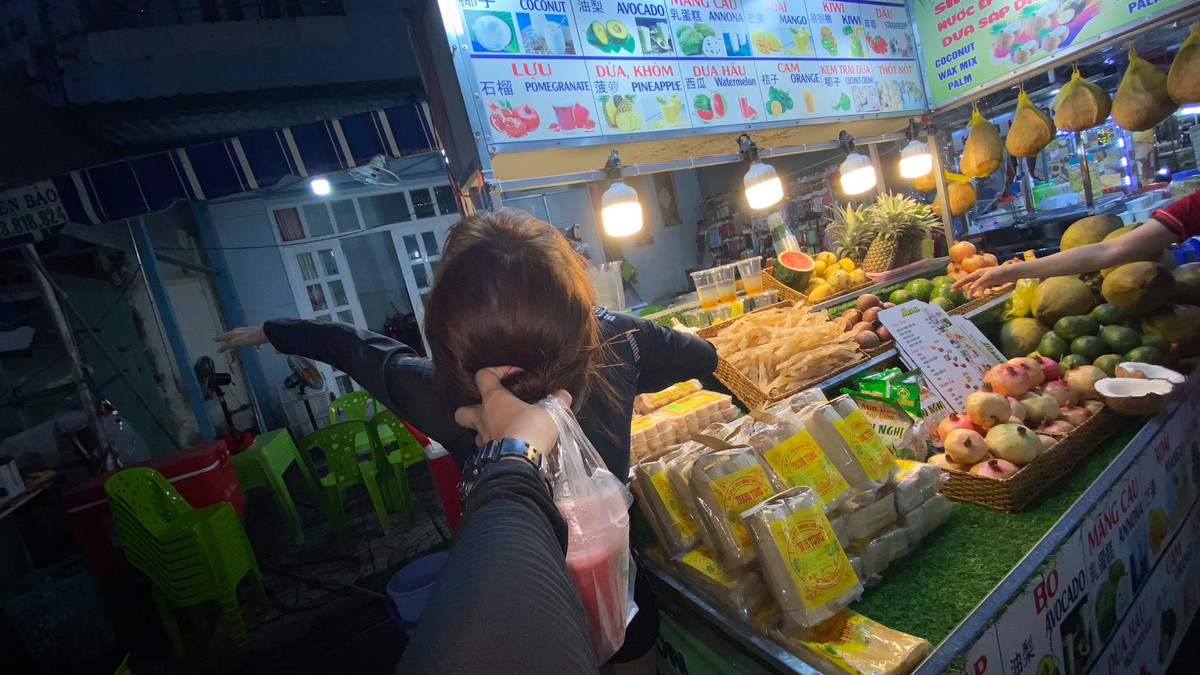 Bởi ý tưởng lạ đời nên bộ ảnh nhanh chóng thu hút sự chú ý của hàng nghìn thành viên mạng, nhận về vô số lượt like share.