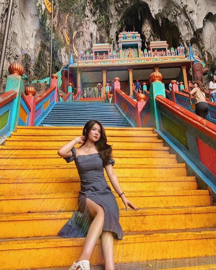 Hot girl từng nổi tiếng với loạt ảnh mặc áo dài và nụ cười đẹp như thiên thần.