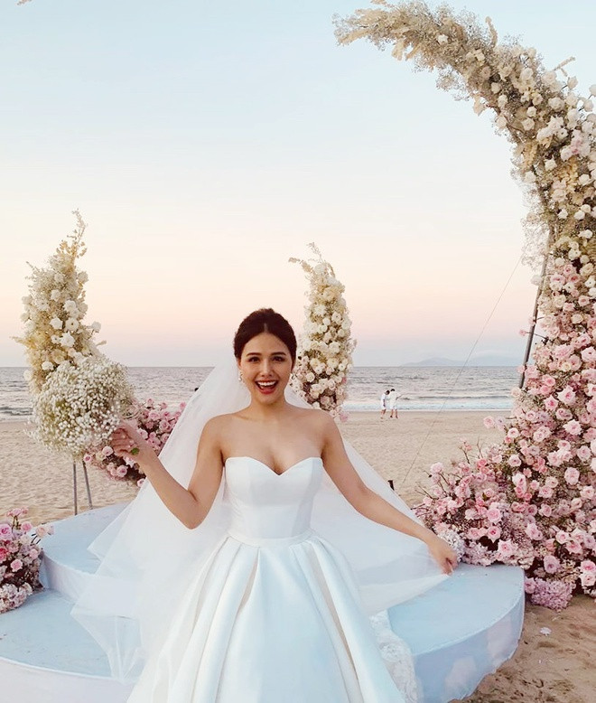 Hiện tại dung mạo của ông xã Phanh Lee vẫn chưa được cô nàng cho lộ diện.