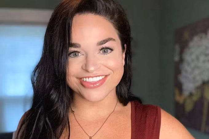 Cô gái bắt đầu chia sẻ những video của mình trên Tik Tok từ những tháng đầu năm với mục đích giải trí cho vui. Nhưng sau khi nổi tiếng thu hút nhiều người theo dõi, đến nay mỗi video cô gái chia sẻ đã có thể kiếm thêm rất nhiều tiền.