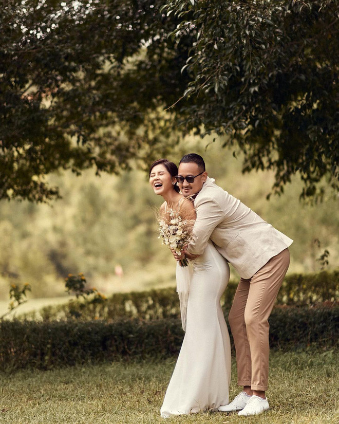 Theo nguồn tin riêng của Vietnamnet, MC Vũ Thu Hoài sẽ tổ chức lễ cưới chính thức vào ngày 15/12 tới đây. Ảnh: Facebook nhân vật