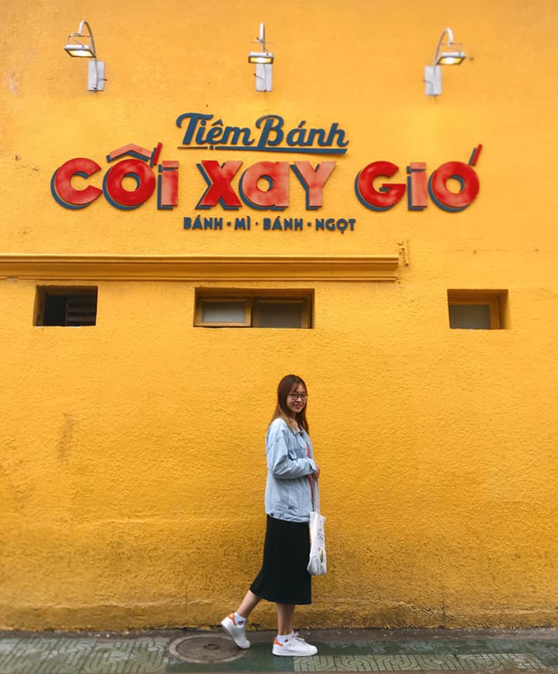 Bức tường vàng đã trở thành dấu ấn đặc biệt của Đà Lạt từ lâu.