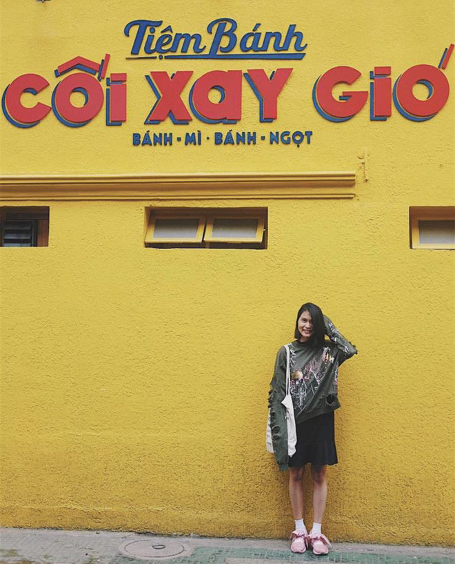 Chỉ xuất hiện dòng chữ ” Tiệm bánh cối xay gió” nhưng có thời gian những bức ảnh này tràn ngập trên Facebook.