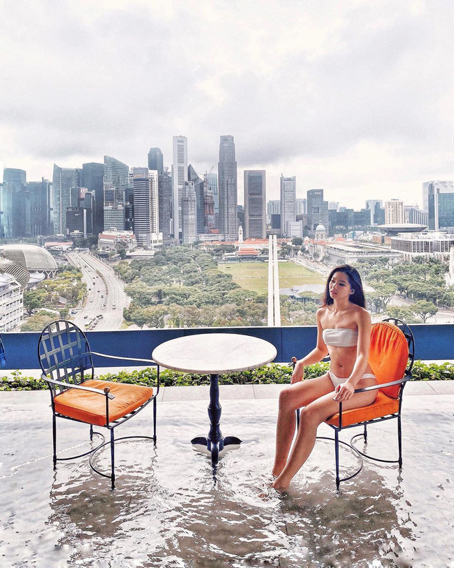 Nhiều người cảm thấy vô cùng ngưỡng mộ với cuộc sống mà nữ tiếp viên hàng không Emirates này đang có.