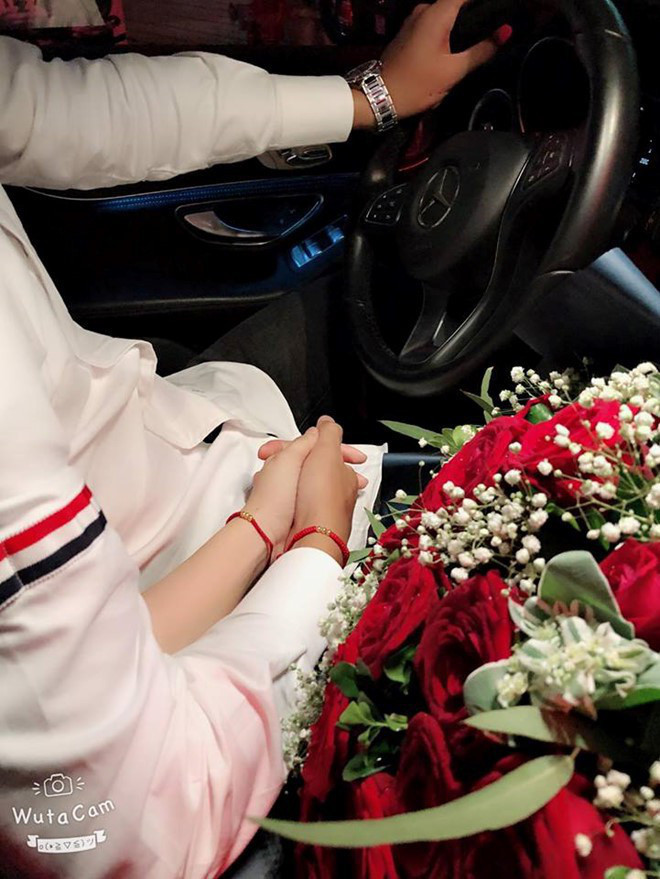 Màn tỏ tình hết sức lãng mạn này đã nhận được nhiều lời chúc phúc từ fan hâm mộ. Ảnh: Facebook nhân vật