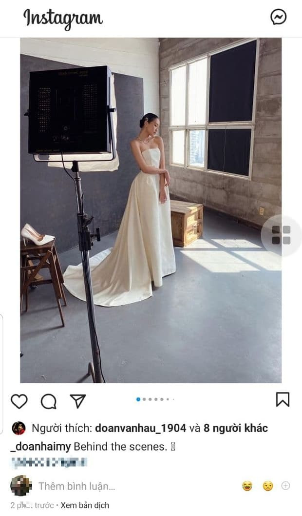 Sau khi cầu thủ gốc Thái Bình lộ khoảnh khắc đứng chung khung hình với bố của Doãn Hải My, thì cô bạn gái tin đồn cũng tung luôn ảnh chụp hậu trường mặc váy cô dâu xinh lung linh khiên dân tình không khỏi bất ngờ.