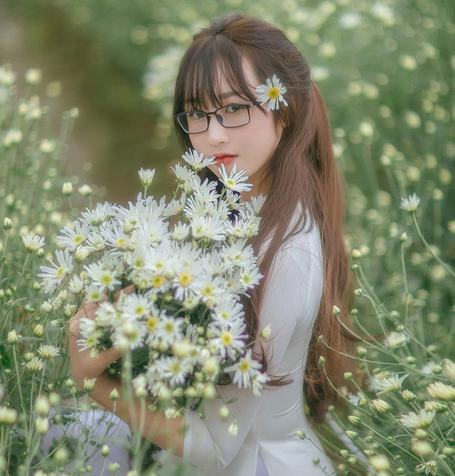 Cô Phạm Hương Trà (SN 1999) hiện đang là giáo viên chủ nhiệm lớp 3A, trường Tiểu học Minh Đức 2 (Việt Yên, Bắc Giang).