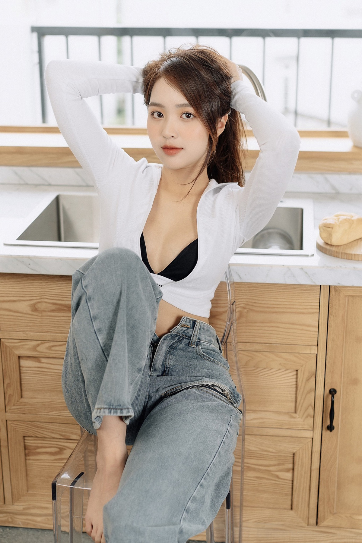 Phương Anh cũng chăm chỉ tập luyện để có được vóc dáng chuẩn đẹp và làn da khỏe mạnh.