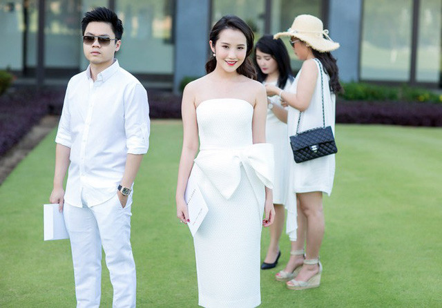 Chính chủ chưa xác nhận thông tin nhưng Phan Hoàng (em trai Phan Thành) và bạn gái của anh chàng lại liên tục có động thái đáng chú ý.