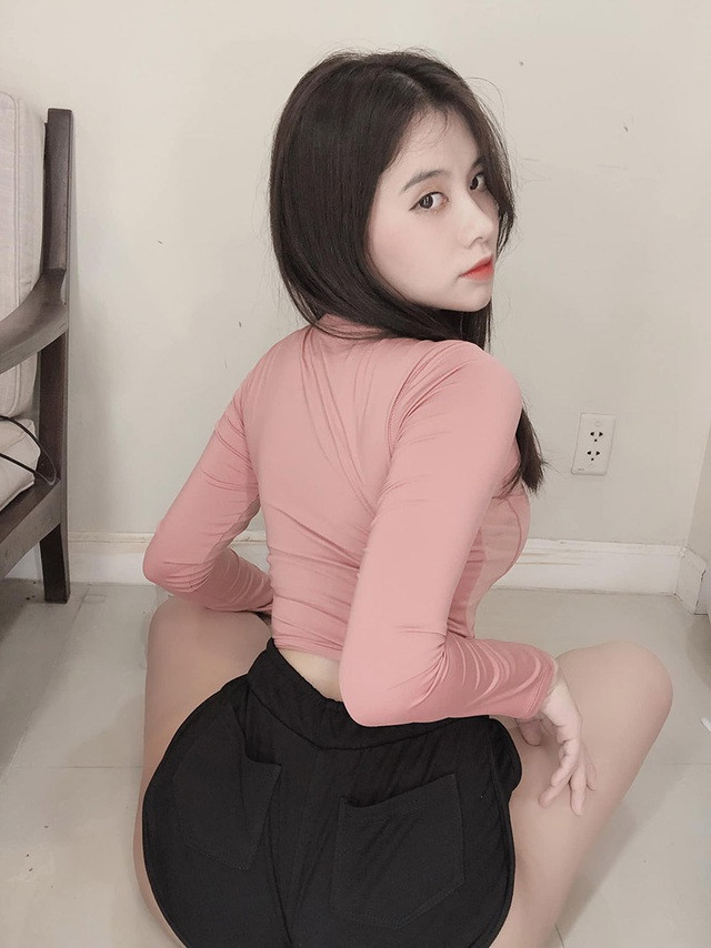 Khả Di cho biết trong thời gian giảm cân, cô phải tuân thủ chế độ ăn uống nghiêm ngặt.