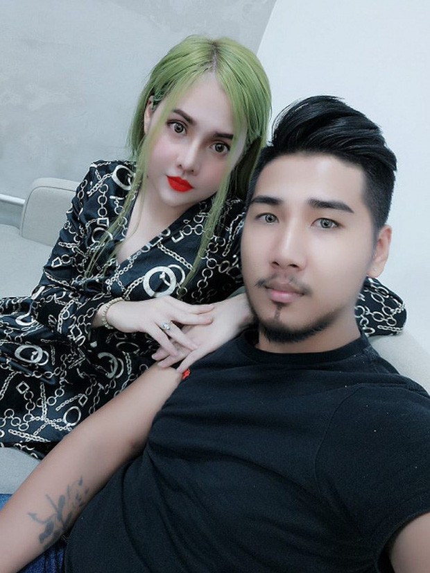 Trước khi đến với cuộc thi, Lê Quang Hưng từng cùng bạn trai Hồ Văn Đấu tham gia một số chương trình truyền hình như "Vợ chồng son", "Sống thật"...