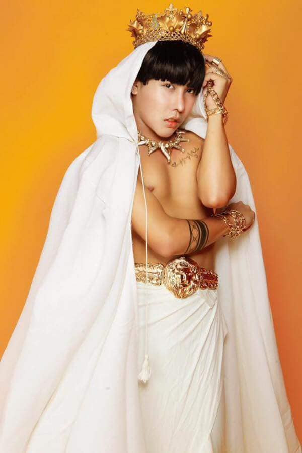 Thời gian sau đó, chàng trai Trà Vinh vẫn cố gắng thay đổi hình ảnh bằng việc giả gái nhưng lượng tương tác tụt dốc không phanh.