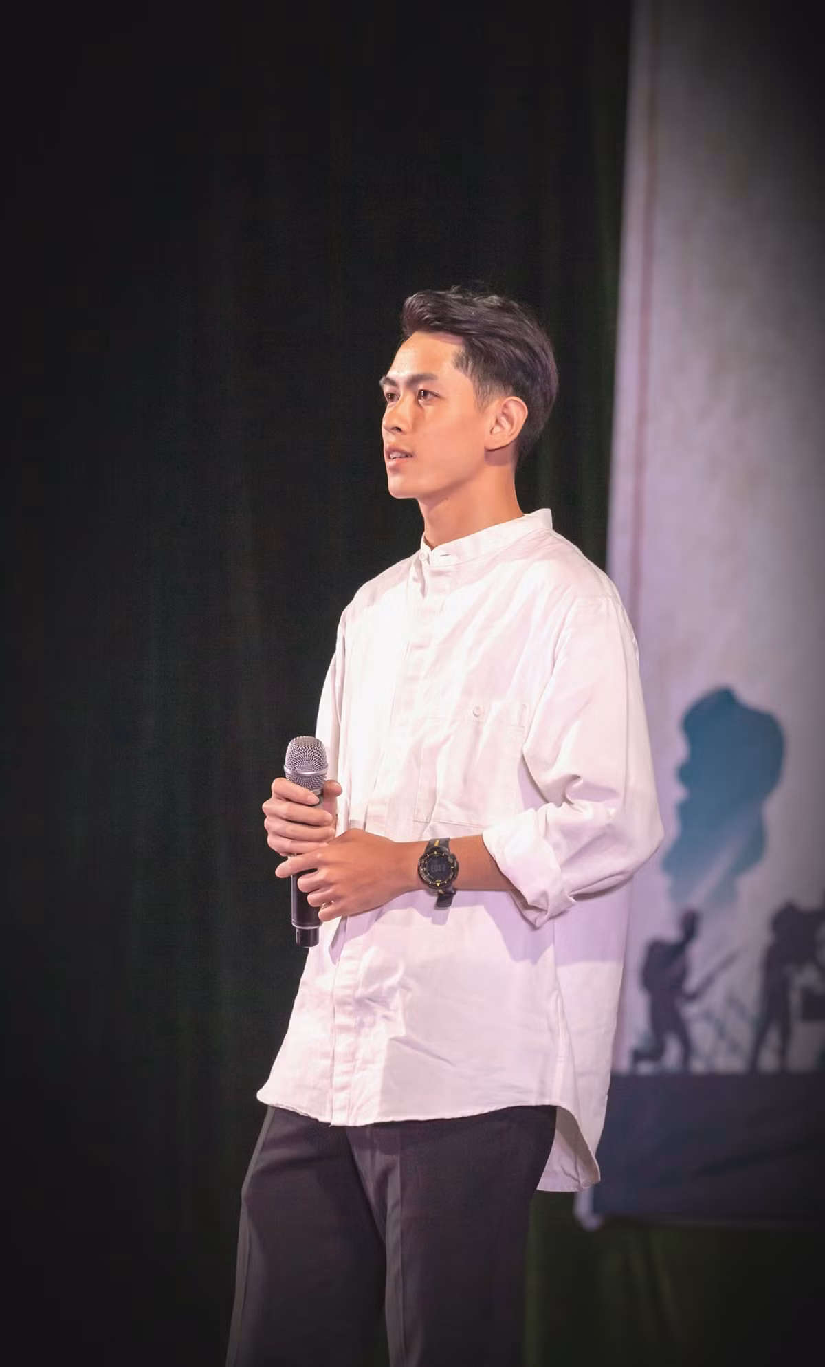 Được biết, chỉ sau ít giờ đăng tải, bức ảnh đã nhận được hàng nghìn lượt cảm xúc, chia sẻ từ dân mạng.