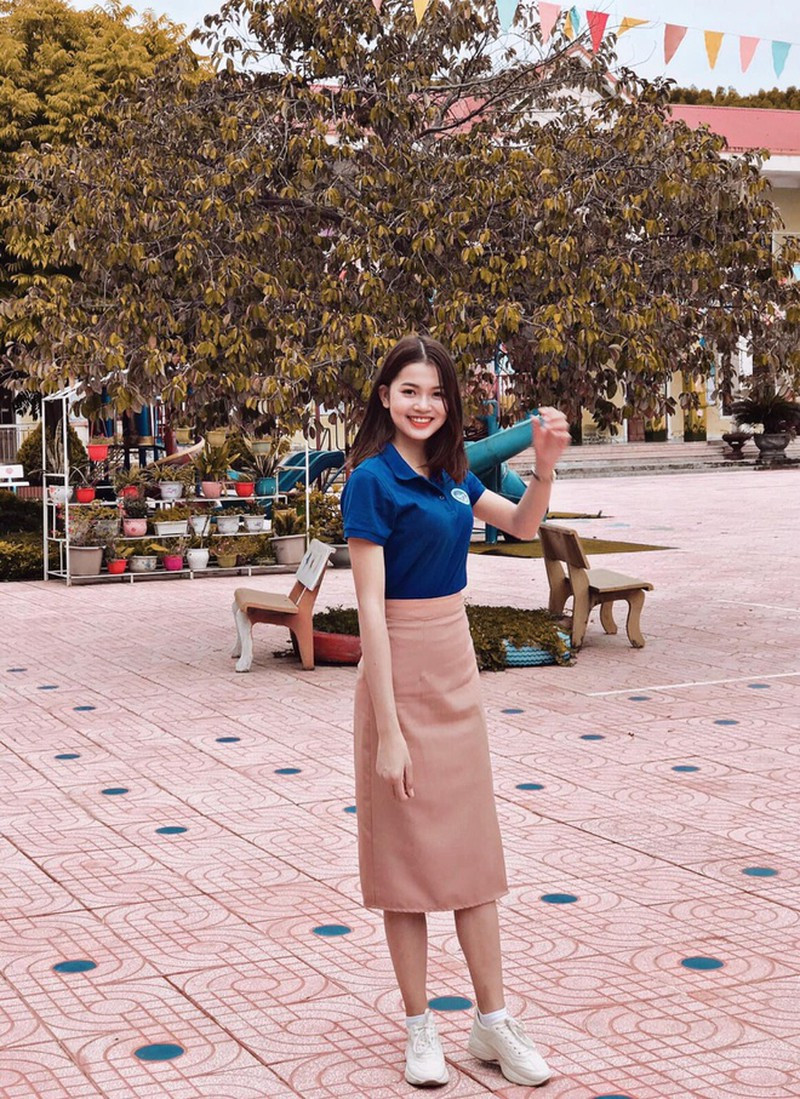 Nhờ tập yoga, Linh từ cô gái gầy gò, hay ốm vặt, bị bạn bè trêu chọc, trở thành người năng động, cơ thể dẻo dai, cân đối.