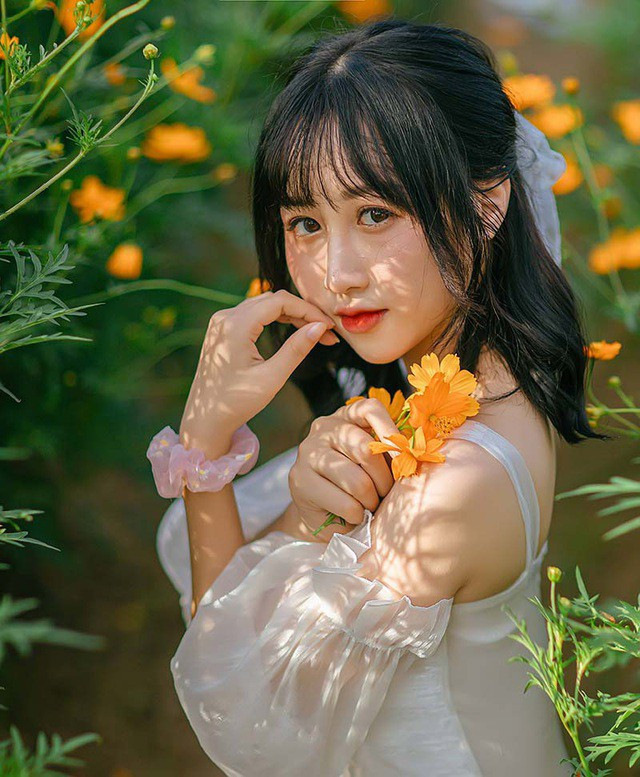 Cuộc sống của cô giáo trẻ không có nhiều sự thay đổi khi bất ngờ trở nên nổi tiếng như vậy.