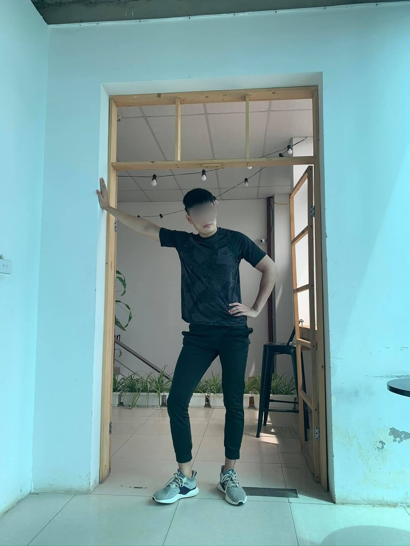 Với ngoại hình cực phẩm thế này, không quá khó hiểu khi Huỳnh Anh ngã vào lòng chàng PT chỉ sau khoảng 1 tuần gặp gỡ.