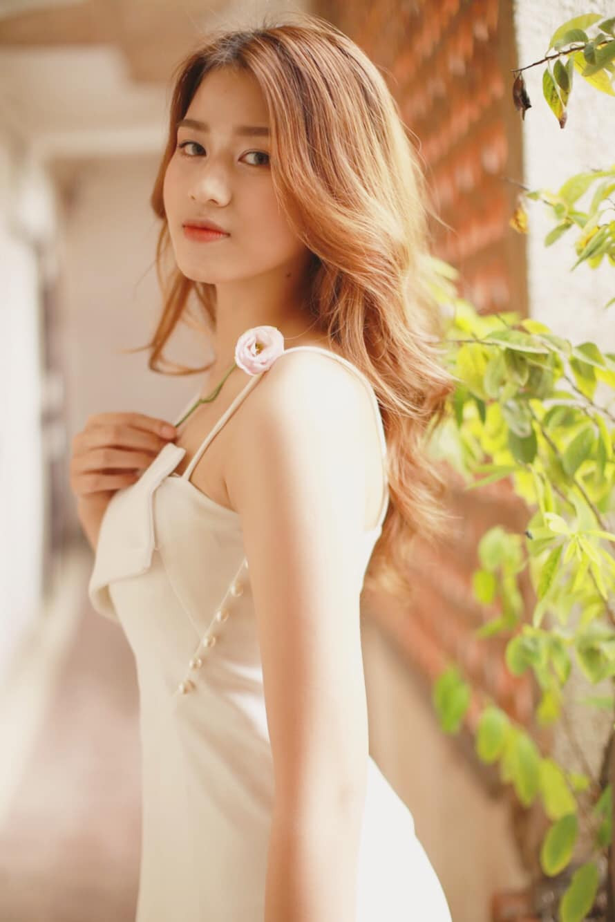 Nàng Hậu hiện tại đang là sinh viên trường ĐH Kinh tế Quốc dân nên cô nàng không ngại chia sẻ rất nhiều hình ảnh đi học hàng ngày.