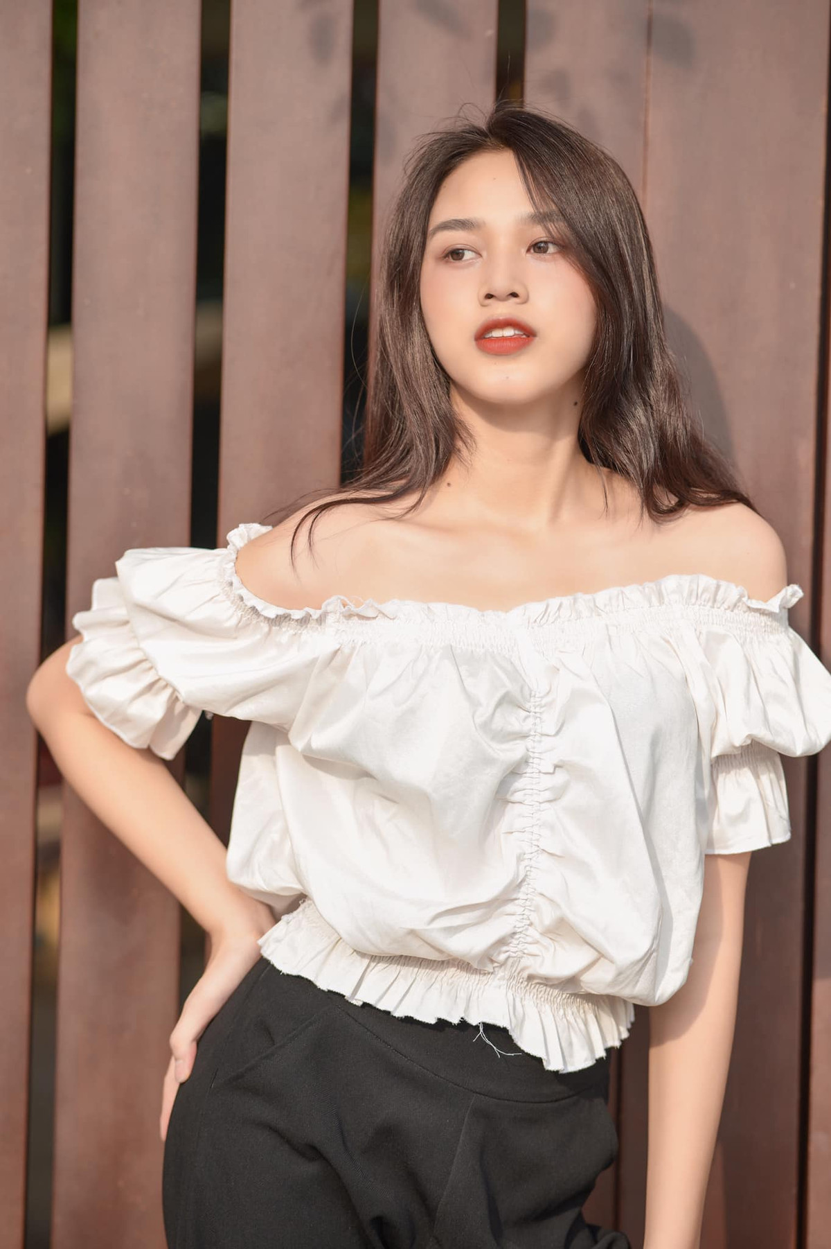 Nhiều khán giả nhận xét, nhan sắc đời thường của Hoa hậu Việt Nam 2020 còn đẹp hơn cả khoảnh khắc cô đăng quang.